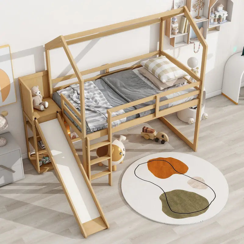 Cama alta individual em forma de casa com escorrega